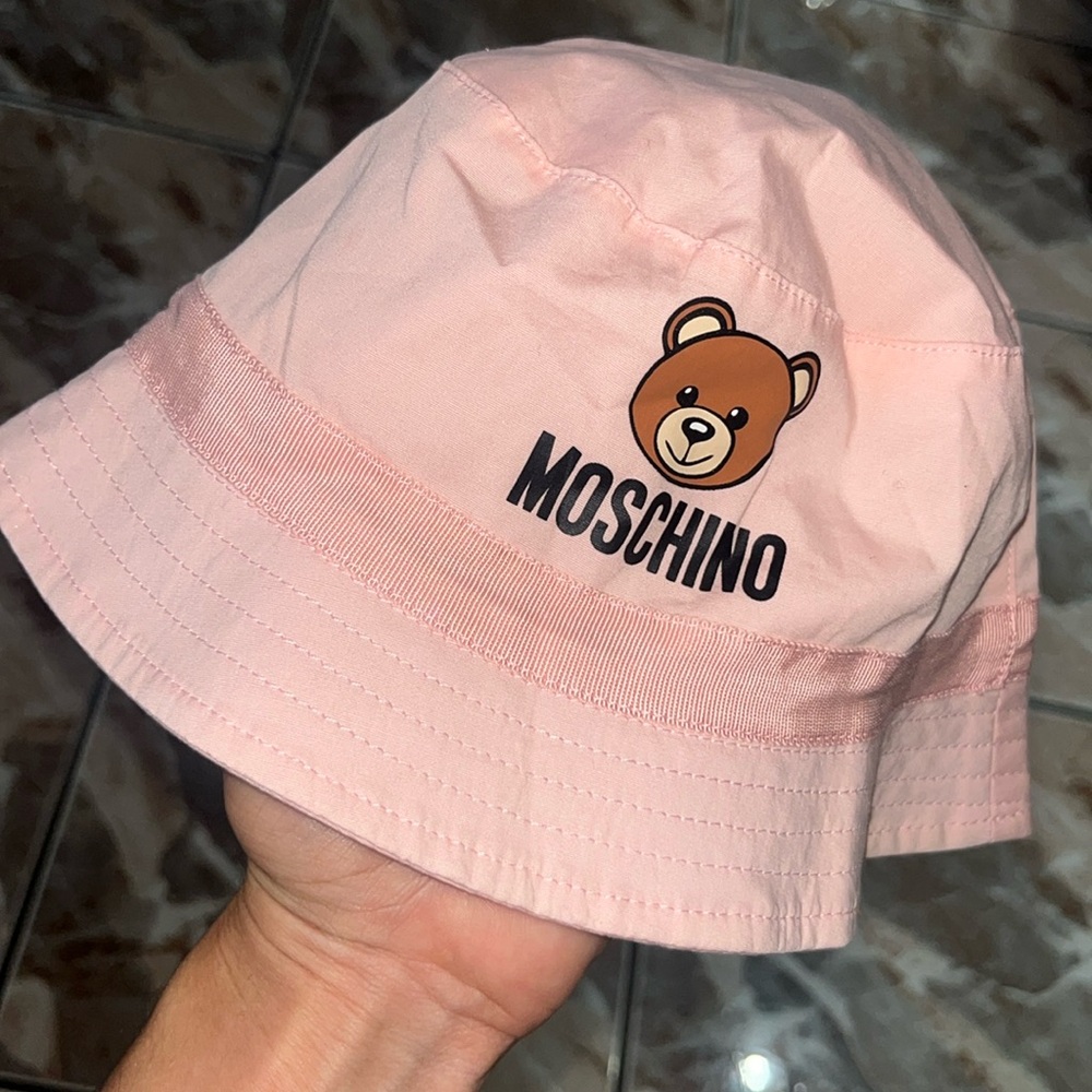 Poplin Moschino hat size 48
